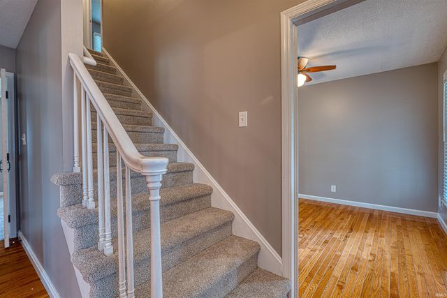118 Camden Court, Evansville, IN 47715