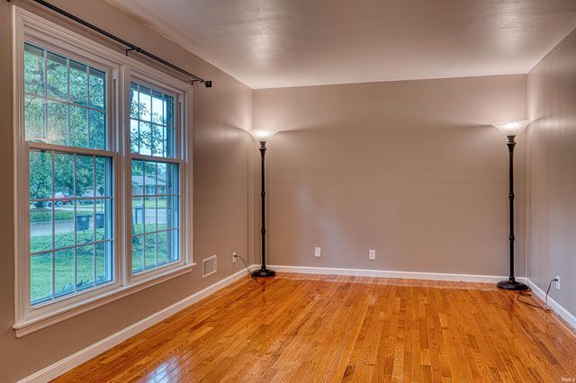 118 Camden Court, Evansville, IN 47715