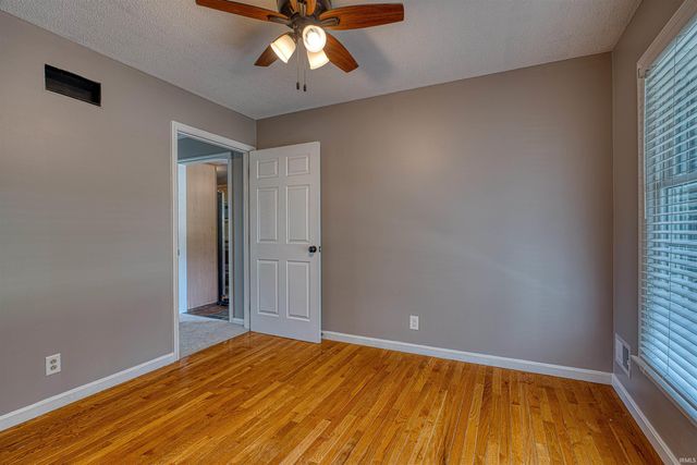 118 Camden Court, Evansville, IN 47715