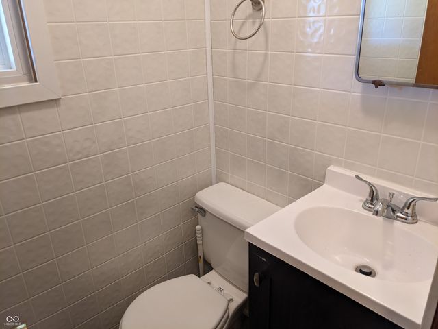 216 E 49th Street, Anderson, IN 46013
