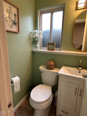 2223 Old Salem Road, Auburn Hills, MI 48326