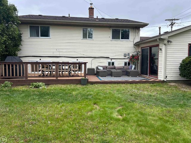 2223 Old Salem Road, Auburn Hills, MI 48326