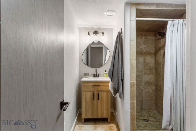 2210 Skyway Avenue, Butte, MT 59701