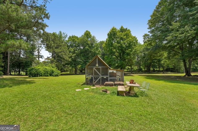 152 Curved Road, Jonesboro, GA 30238