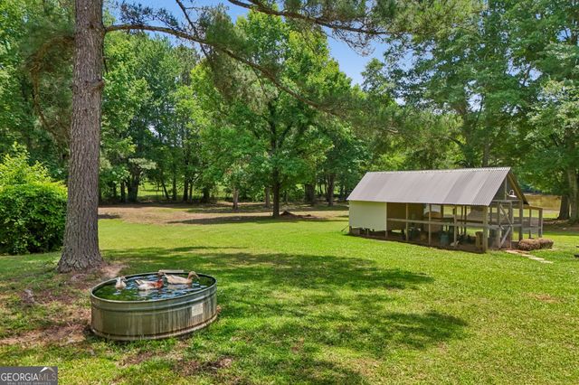 152 Curved Road, Jonesboro, GA 30238