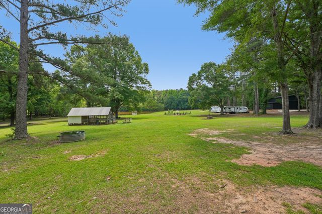 152 Curved Road, Jonesboro, GA 30238