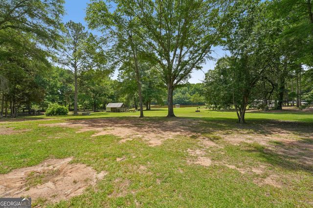 152 Curved Road, Jonesboro, GA 30238