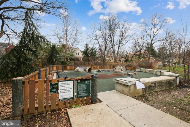 223 BURGESS AVE, Alexandria, VA 22305