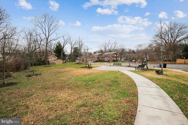 223 BURGESS AVE, Alexandria, VA 22305
