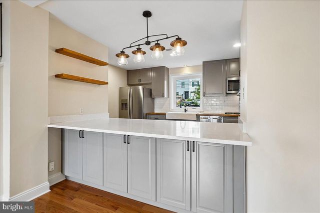 223 BURGESS AVE, Alexandria, VA 22305