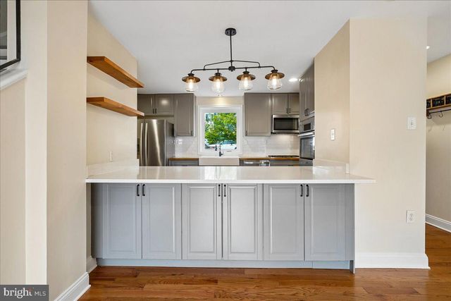 223 BURGESS AVE, Alexandria, VA 22305