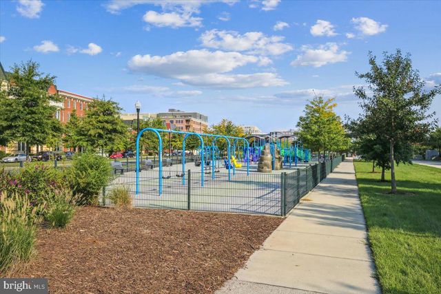 223 BURGESS AVE, Alexandria, VA 22305