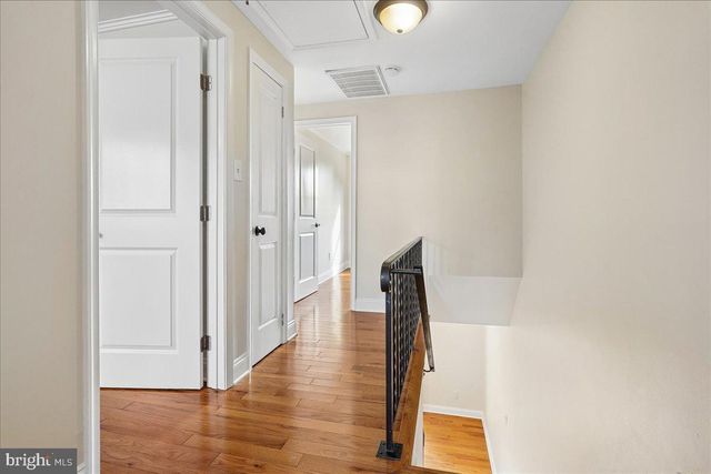 223 BURGESS AVE, Alexandria, VA 22305