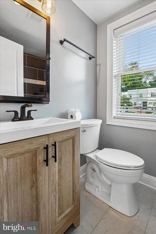 223 BURGESS AVE, Alexandria, VA 22305