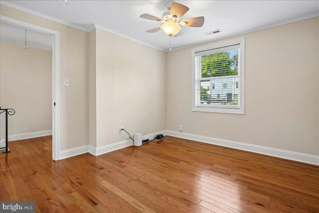 223 BURGESS AVE, Alexandria, VA 22305