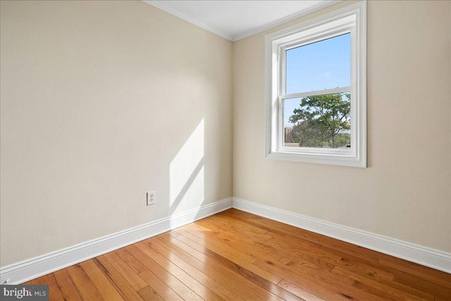 223 BURGESS AVE, Alexandria, VA 22305