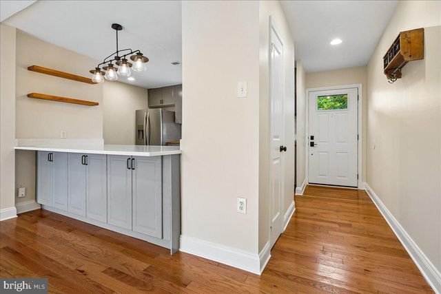 223 BURGESS AVE, Alexandria, VA 22305