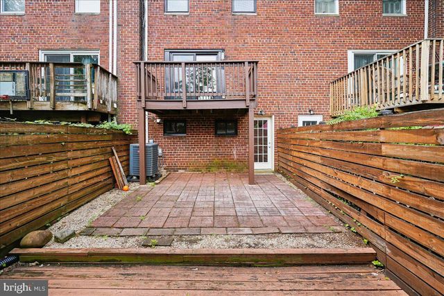 223 BURGESS AVE, Alexandria, VA 22305