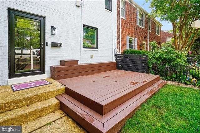 223 BURGESS AVE, Alexandria, VA 22305