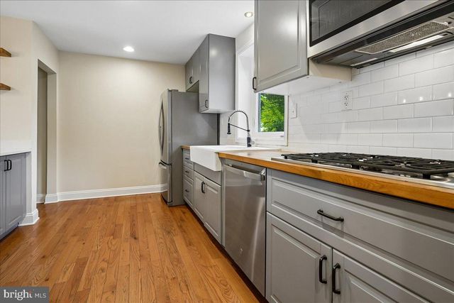 223 BURGESS AVE, Alexandria, VA 22305