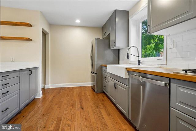 223 BURGESS AVE, Alexandria, VA 22305
