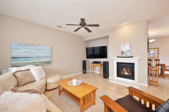 4133 Hovnanian Dr, Sacramento, CA 95834