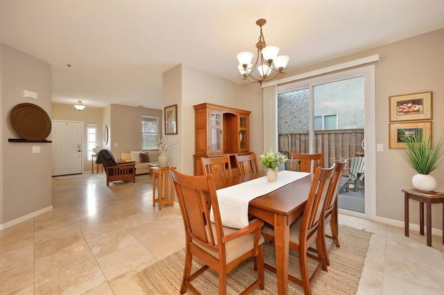 4133 Hovnanian Dr, Sacramento, CA 95834