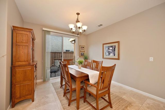 4133 Hovnanian Dr, Sacramento, CA 95834