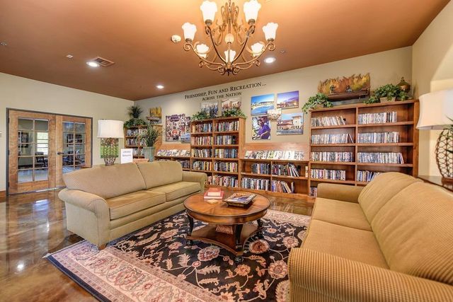 4133 Hovnanian Dr, Sacramento, CA 95834