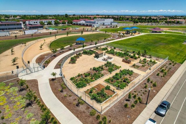 4133 Hovnanian Dr, Sacramento, CA 95834