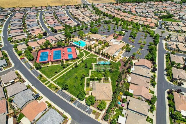 4133 Hovnanian Dr, Sacramento, CA 95834