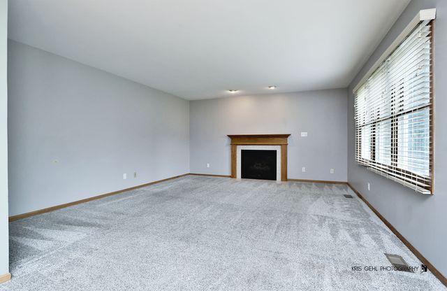 4713 Crystal Trail, Mchenry, IL 60050