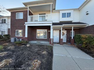 5686 Acorn Lane, Sterling Heights, MI 48314