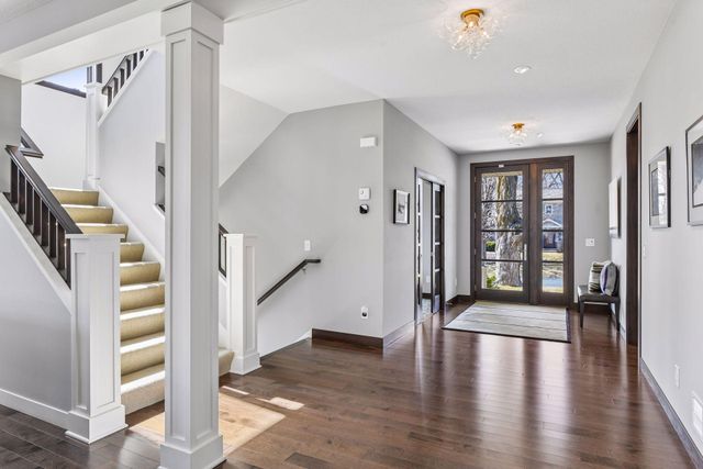 5615 Saint Andrews Avenue, Edina, MN 55424