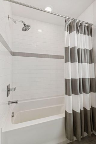 5615 Saint Andrews Avenue, Edina, MN 55424