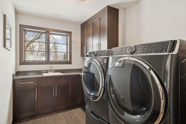 5615 Saint Andrews Avenue, Edina, MN 55424