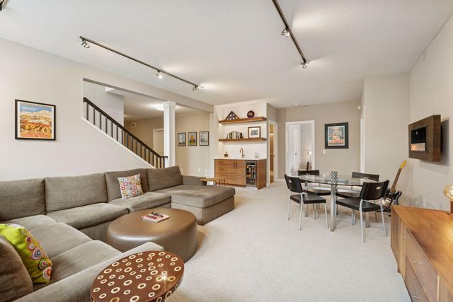 5615 Saint Andrews Avenue, Edina, MN 55424