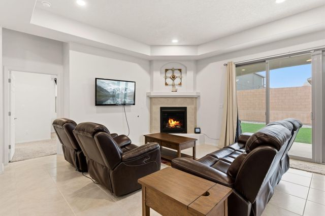 2562 Camino Plata Loop NE, Rio Rancho, NM 87144