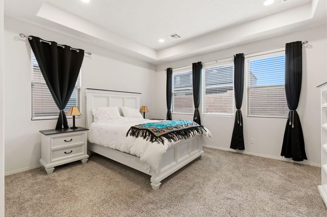 2562 Camino Plata Loop NE, Rio Rancho, NM 87144