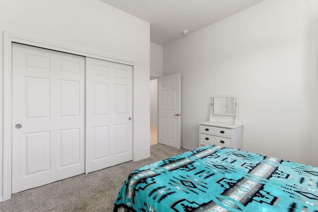 2562 Camino Plata Loop NE, Rio Rancho, NM 87144