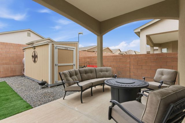 2562 Camino Plata Loop NE, Rio Rancho, NM 87144
