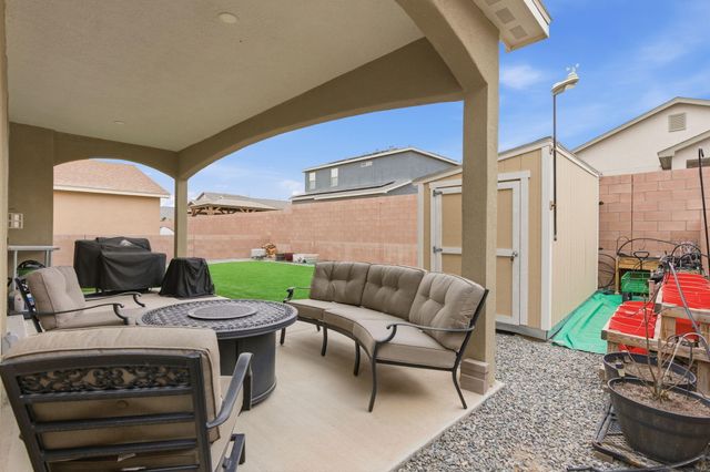 2562 Camino Plata Loop NE, Rio Rancho, NM 87144