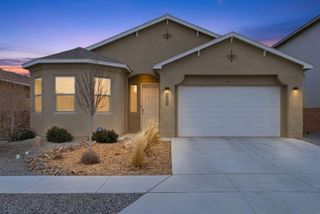 2562 Camino Plata Loop NE, Rio Rancho, NM 87144