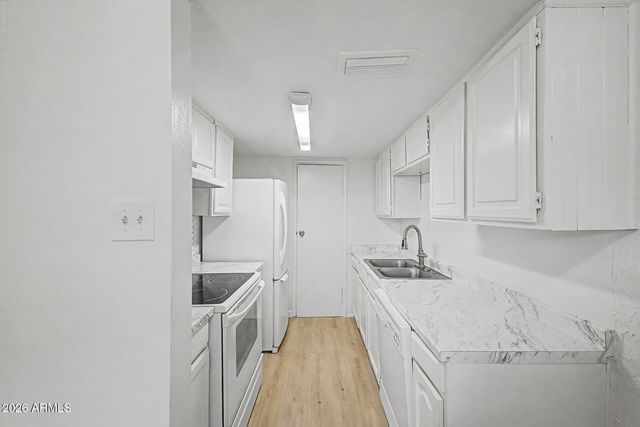 4051 W READE Avenue, Phoenix, AZ 85019