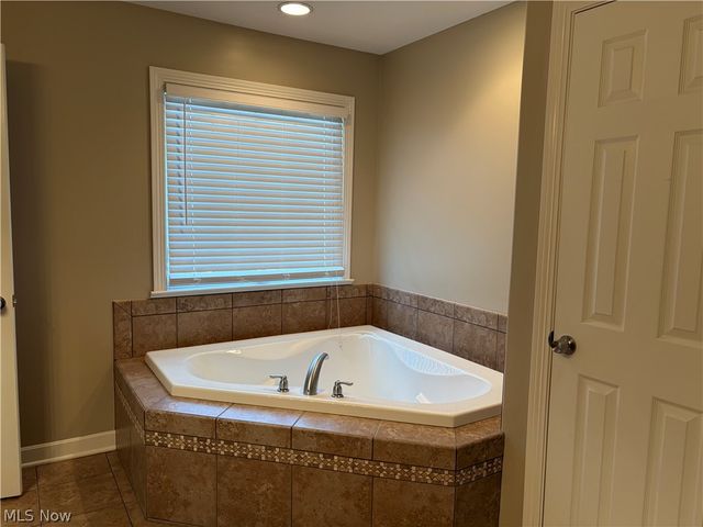 12787 State Route 45, Lisbon, OH 44432