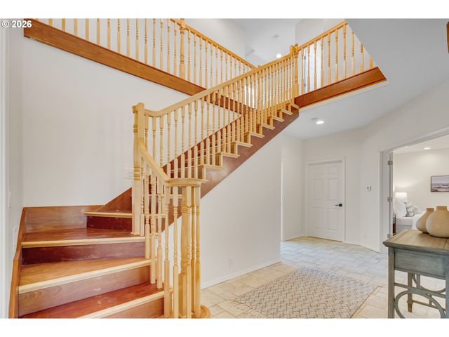 13358 S CARUS Rd, Oregon City, OR 97045