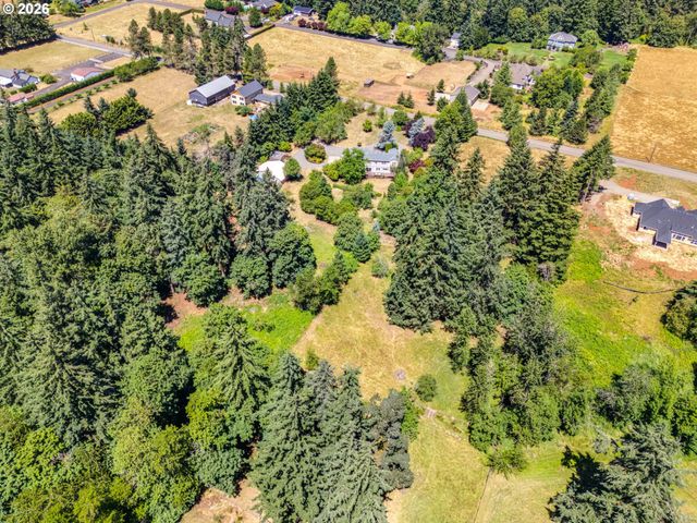 13358 S CARUS Rd, Oregon City, OR 97045