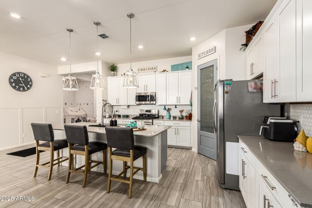 18522 W THISTLE LANDING Drive, Goodyear, AZ 85338