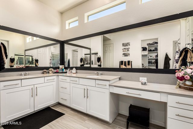 18522 W THISTLE LANDING Drive, Goodyear, AZ 85338