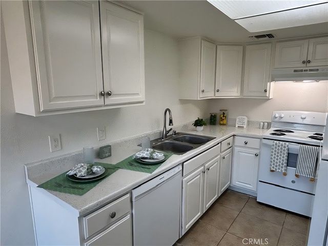 51080 Eisenhower 1, La Quinta, CA 92253